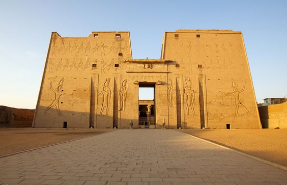 Edfu Temple p.jpg