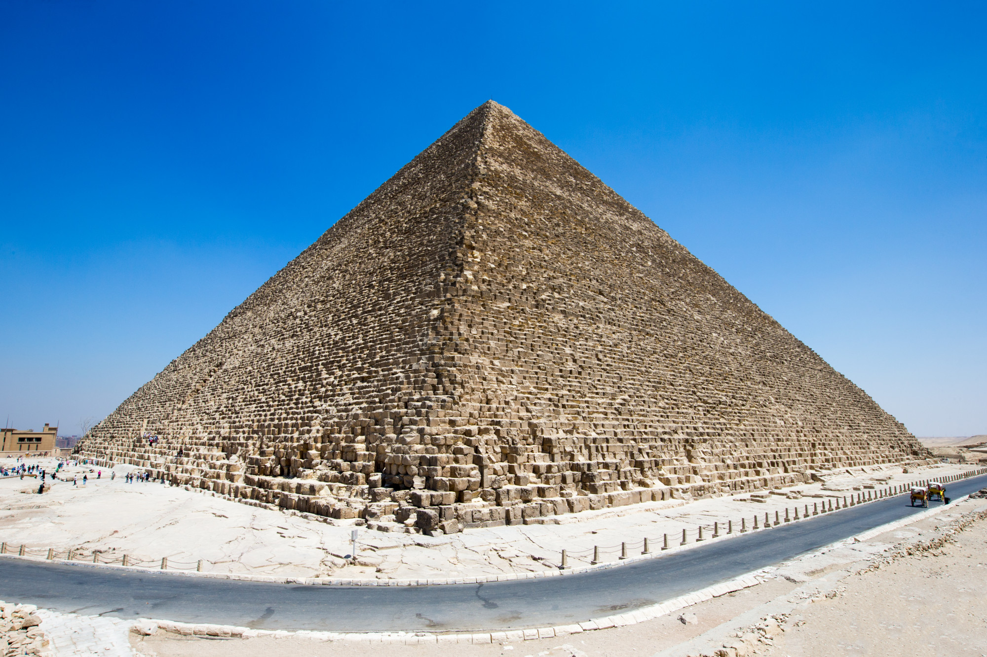 khufu pyramid