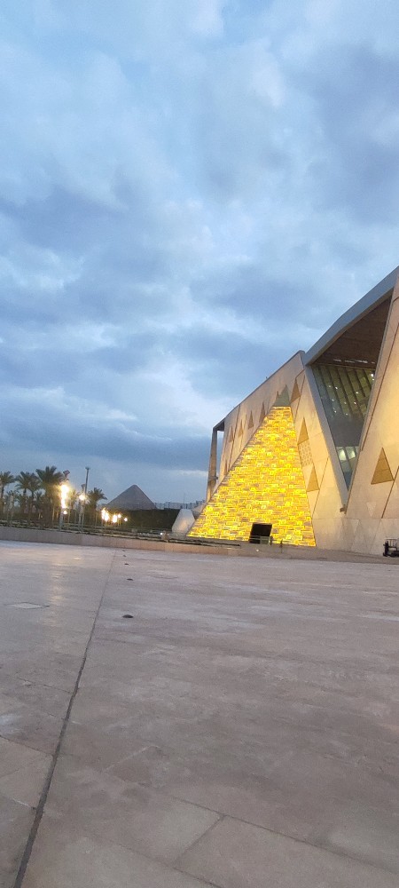 {"en":"Grand Egyptian Museum"}